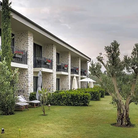 Palaia 5*